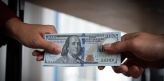 Remesas hacia América Latina crecen 132% en una década
