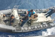 Marina rescata a pescador tras ocho días a la deriva en el Pacífico