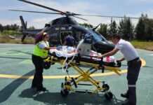 Trasladan en ambulancia aérea a menor de 13 años de Huauchinango