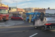 Al menos seis lesionados tras choque y volcadura en colonia Amor