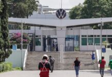 Confirman nueva prórroga; huelga en VW se difiere al 2 de octubre
