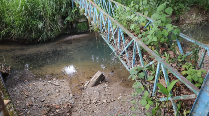 Supervisan arroyo de San Agustín Atlihuácan por riesgo de inundación