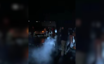 Continúan bloqueos carreteros en Zacatlán; hay cientos de varados