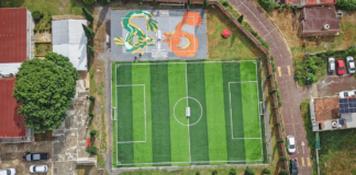Omar Muñoz entrega canchas deportivas en Secundaria Quetzalcóatl