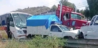 Carambola deja varios lesionados en la Tehuacán-Miahuatlán