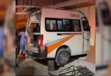 Colectivo choca contra vivienda en Tehuacán y deja 10 lesionados