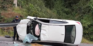 Conductor se queda dormido y sufre fuerte accidente en Teziutlán