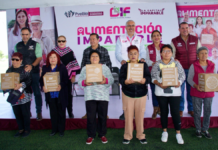 DIF Puebla Capital entrega 585 despensas en Hueyotlipan