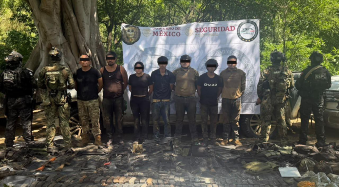 Detienen a nueve presuntos integrantes del Cártel de Sinaloa