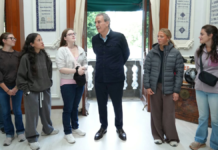 Pepe Chedraui recibe a estudiantes de Oregon State University