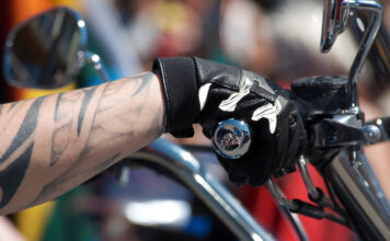 Normas de seguridad para motociclistas en México: qué debes saber antes de conducir una Bajaj
