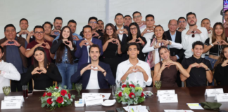 Puebla reconoce a atletas por sus 10 medallas en Santo Domingo