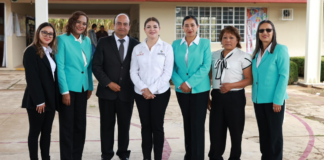 Bety Sánchez inaugura techado en telesecundaria de Tlatempa