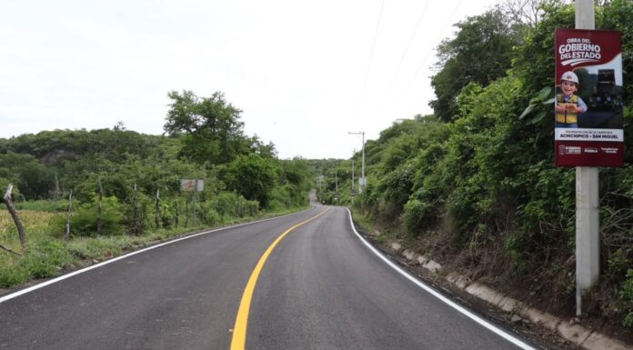 Concluye pavimentación de la carretera Achichipico-San Miguel