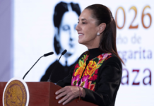 Sheinbaum considera “acertada” la renuncia de Taddei al INE