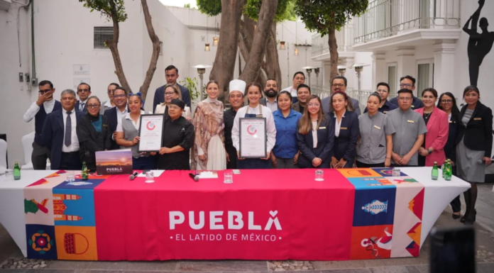 Reconocen calidad turística de hotel y restaurante de Puebla