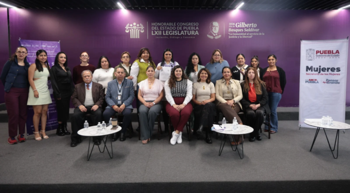 Realizan foro sobre violencia vicaria en el Congreso de Puebla