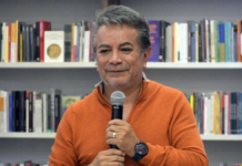 Freddy Ortega presenta su autobiografía en BUAP Librerías