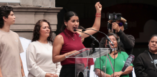 Gaby “La Bonita” Sánchez inicia búsqueda por la alcaldía de Puebla