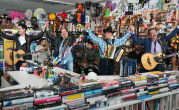 Los Tigres del Norte defienden mensaje migrante en su Tiny Desk