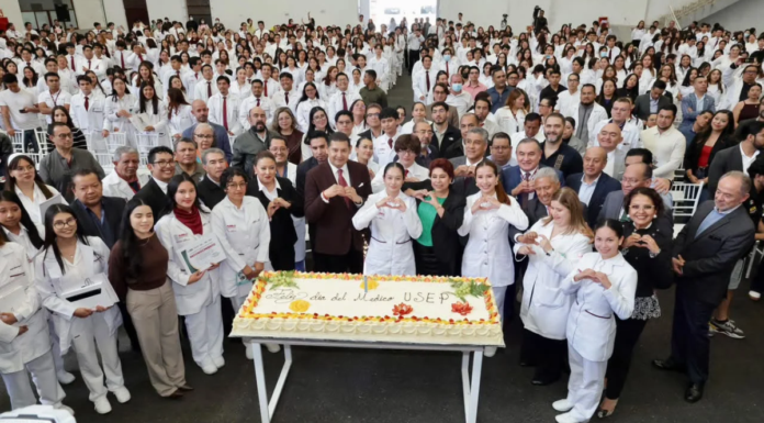 Celebran el Día del Médico en campus central de la USEP