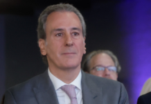Pepe Chedraui pide licencia a funcionarios que busquen otro cargo