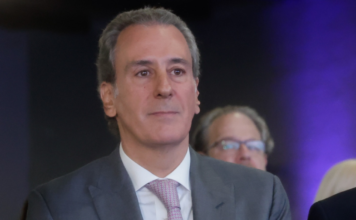 Pepe Chedraui pide licencia a funcionarios que busquen otro cargo
