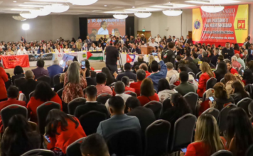 Liz Sánchez participa en seminario internacional de izquierdas