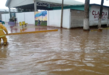 Lluvias dejan inundaciones y daños en municipios de Puebla
