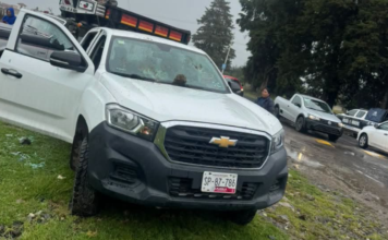 Pobladores retienen y golpean a tres presuntos asaltantes en Zaragoza