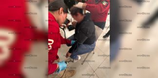 Golpean con arma a mujer durante asalto en Plaza San Diego