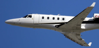 Desaparece avión con seis personas frente a costas de Massachusetts