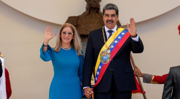EU suma cargos por tortura contra Nicolás Maduro y Cilia Flores