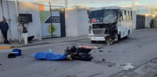 Muere motociclista tras choque con microbús en Guadalupe Hidalgo