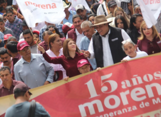 Conmemoran 15 años de Morena con marcha en Zacatlán