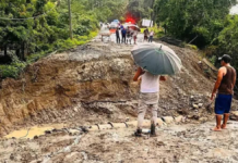 Deslave bloquea carretera entre Puebla y Veracruz tras lluvias