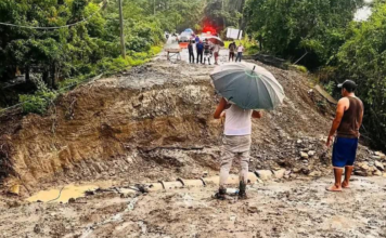 Deslave bloquea carretera entre Puebla y Veracruz tras lluvias