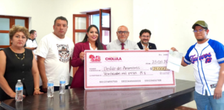 San Pedro Cholula entrega apoyos para el Desfile de Animeros