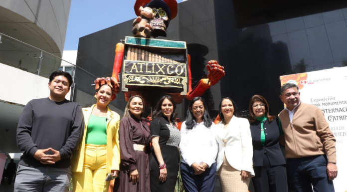 Liz Sánchez abre puertas del Senado al Valle de Catrinas