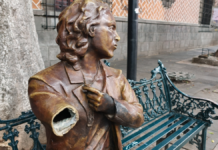 Restaurarán escultura de Elena Garro tras ser vandalizada