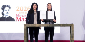 Sheinbaum firma reforma sobre nacionalidad única para gobernantes