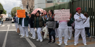 Personal del IMSS en Puebla se une a manifestaciones nacionales