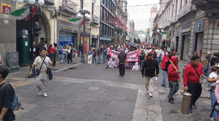Marcha de la 28 de Octubre provoca cierres en calles de Puebla