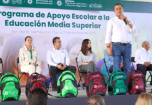 Entregan 3 mil 500 mochilas en secundaria de Texmelucan