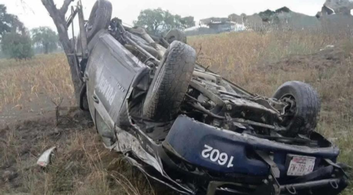 Patrulla de la Policía Estatal se accidenta en la Acatzingo-Quecholac