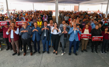 San Pedro Cholula entrega tinacos y estufas ecológicas a familias